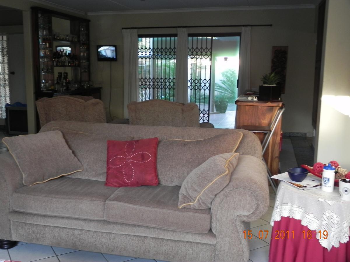 Kings Guest House Westville Экстерьер фото